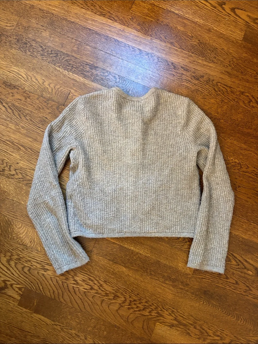 Abercrombie & Fitch Taupe Ribbed Knit Cardigan with Gold Button - Picture 3 of 3